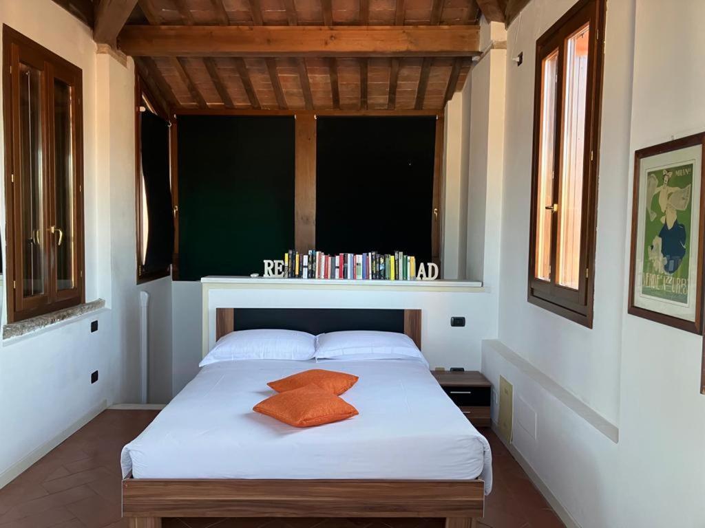 Locazione Via Fama 7 Apartment Verona Luaran gambar